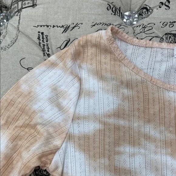 Poof Women's Knit Tie-Dye Long Sleeve Top - Picture 7 of 8